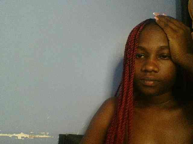 Cute-dall webcam
