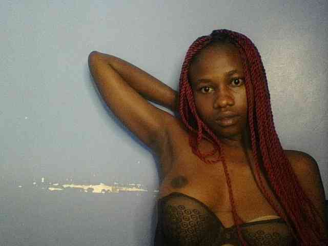 Cute-dall webcam