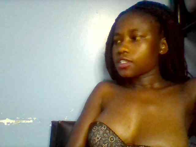 Cute-dall webcam