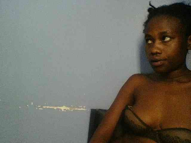 Cute-dall webcam