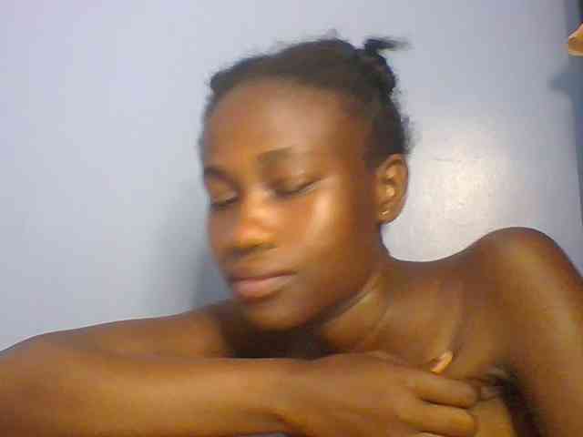 Cute-dall webcam