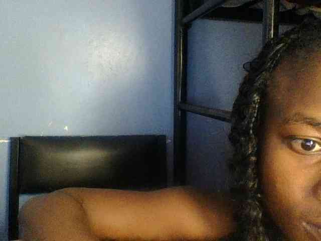 Cute-dall webcam