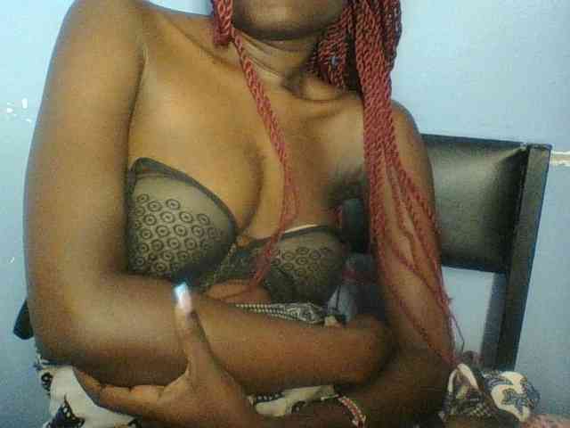 Cute-dall webcam