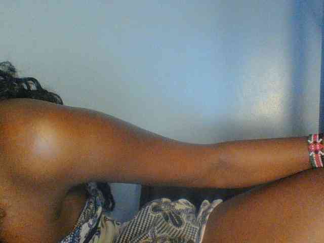 Cute-dall webcam
