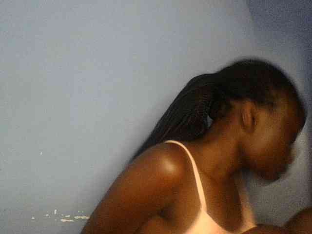 Cute-dall webcam
