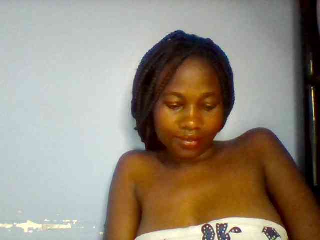 Cute-dall webcam
