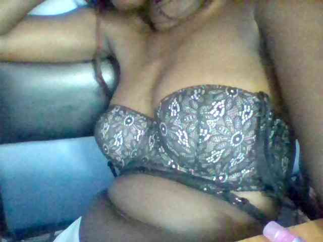 Cute-dall webcam