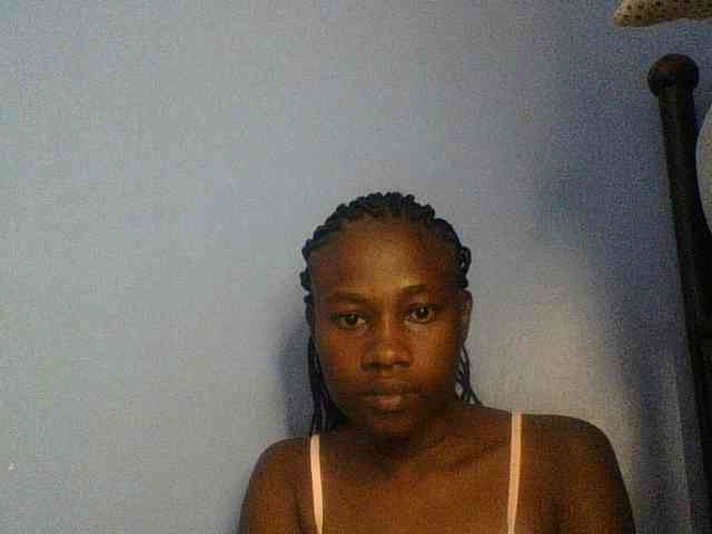 Cute-dall webcam