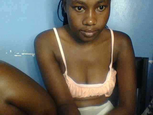Cute-dall webcam