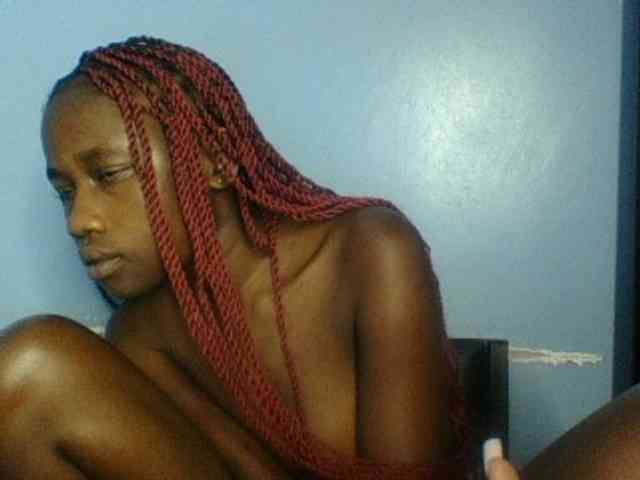Cute-dall webcam