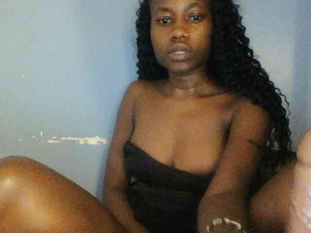 Cute-dall webcam