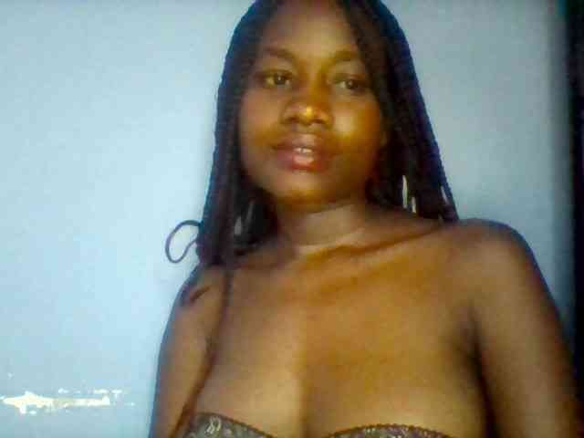 Cute-dall webcam