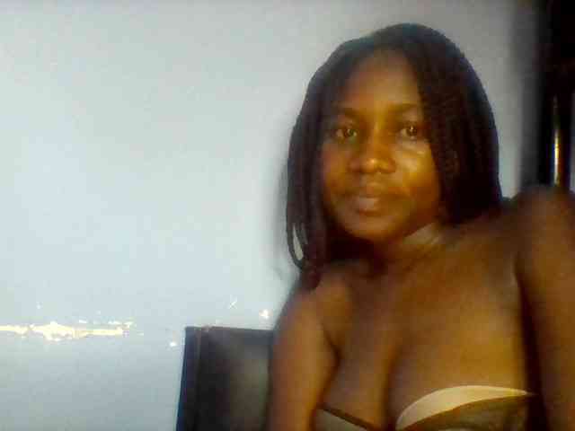 Cute-dall webcam