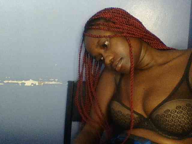 Cute-dall webcam