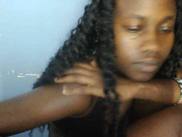 Cute-dall webcam