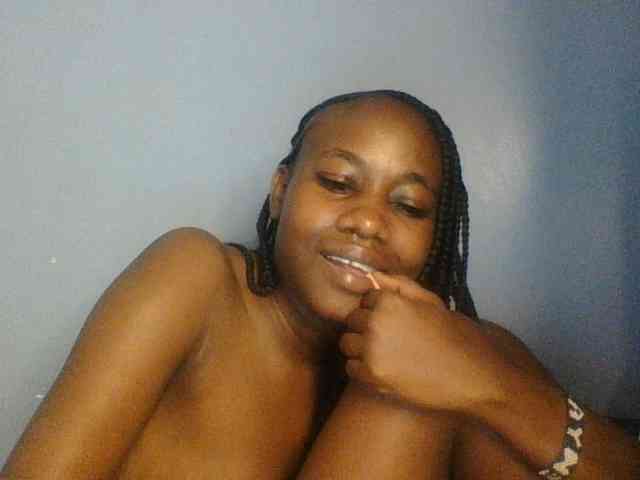 Cute-dall webcam