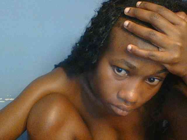 Cute-dall webcam