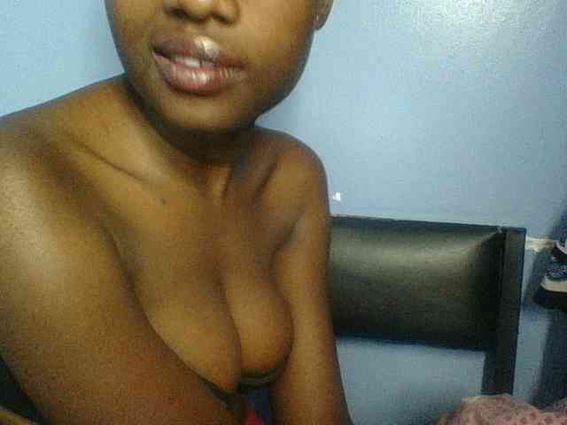 Cute-dall webcam