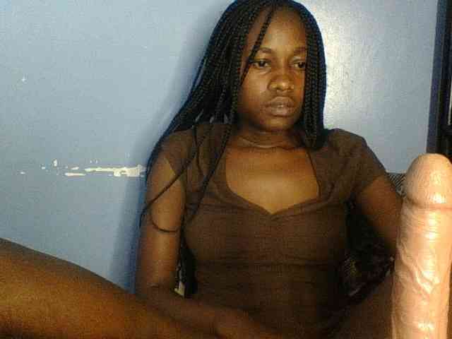 Cute-dall webcam