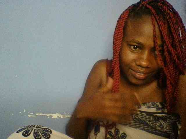 Cute-dall webcam