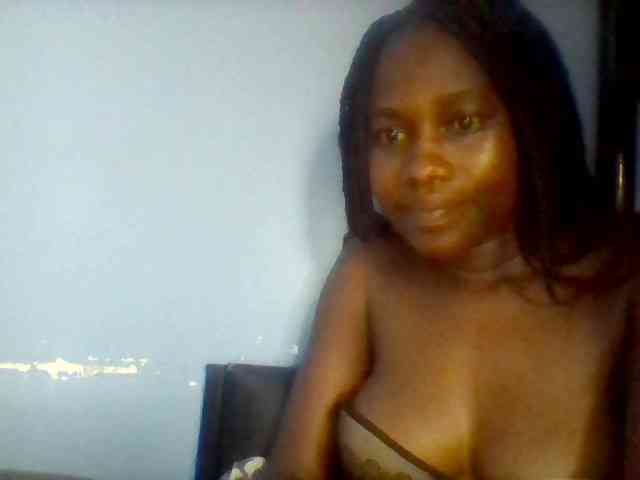 Cute-dall webcam