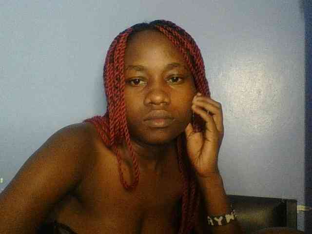Cute-dall webcam