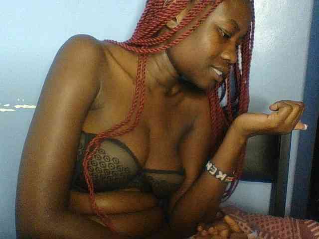 Cute-dall webcam