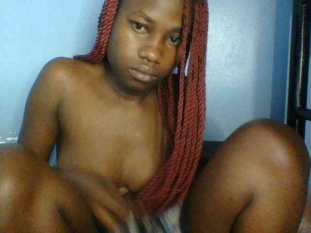Cute-dall webcam