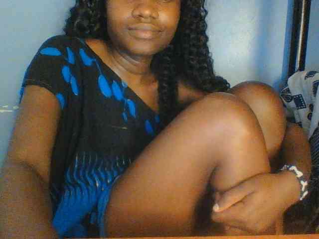 Cute-dall webcam