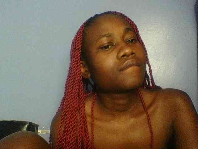 Cute-dall webcam