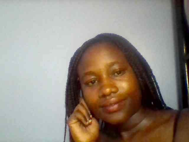 Cute-dall webcam
