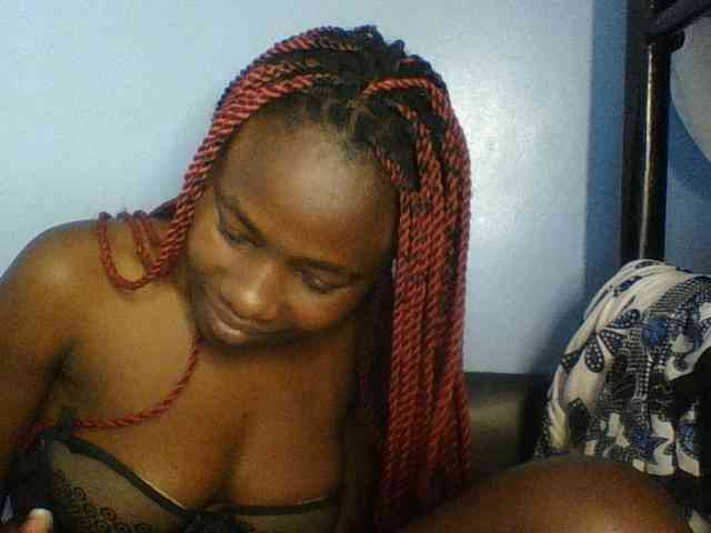 Cute-dall webcam