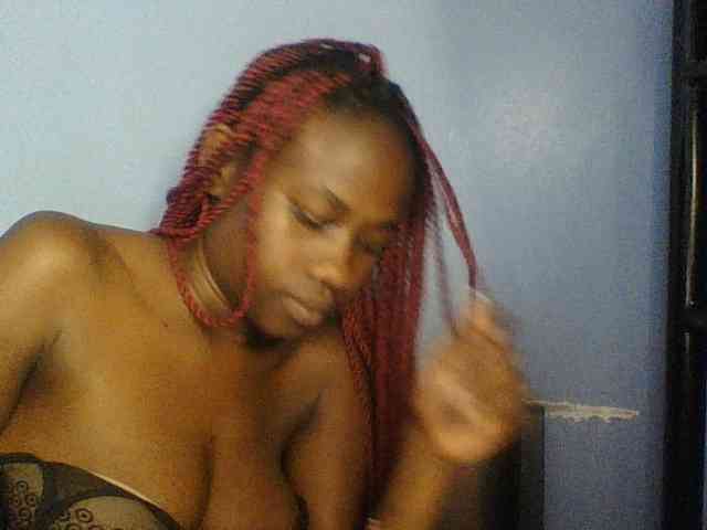 Cute-dall webcam