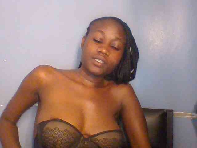 Cute-dall webcam