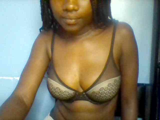 Cute-dall webcam