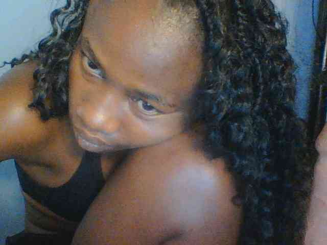 Cute-dall webcam