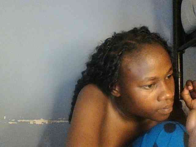 Cute-dall webcam