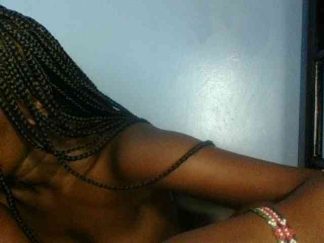 Cute-dall webcam