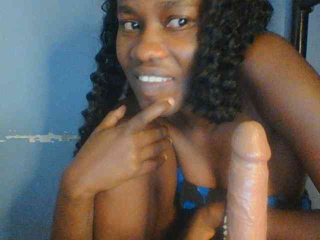Cute-dall webcam