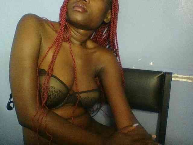Cute-dall webcam