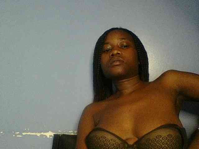 Cute-dall webcam