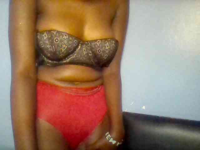 Cute-dall webcam