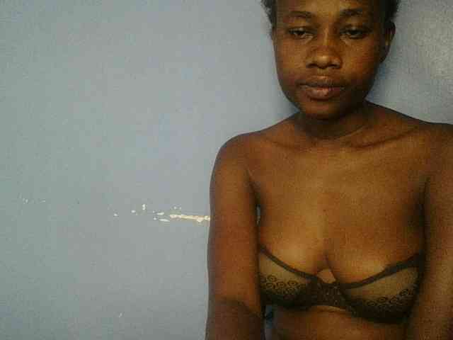 Cute-dall webcam