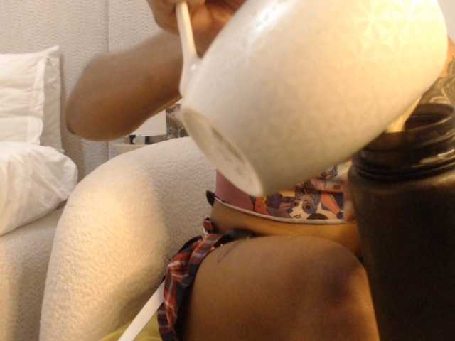 FatAss-3 live cam on BongaCams