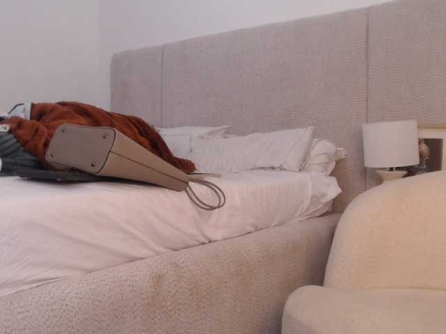 FatAss-3 live cam on BongaCams