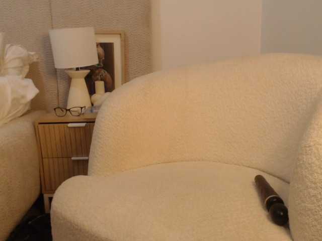 FatAss-3 live cam on BongaCams