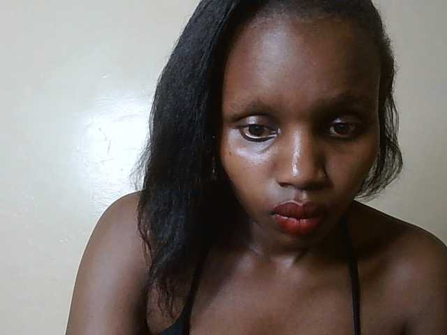 HornyZara live cam on BongaCams