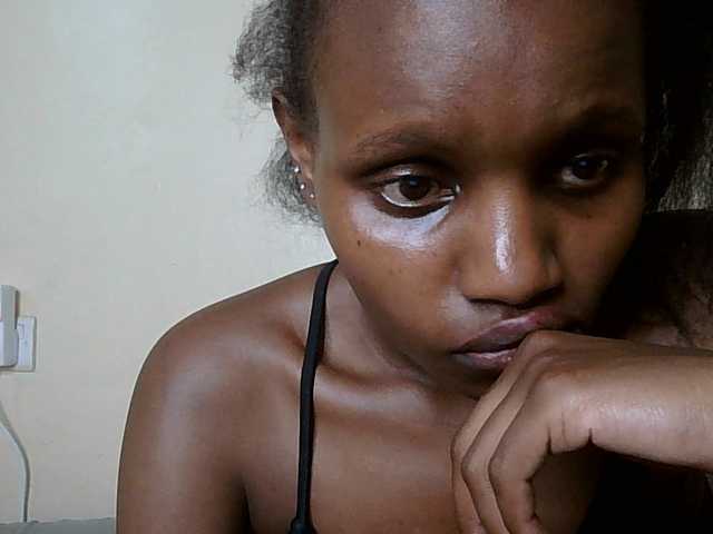 HornyZara live cam on BongaCams