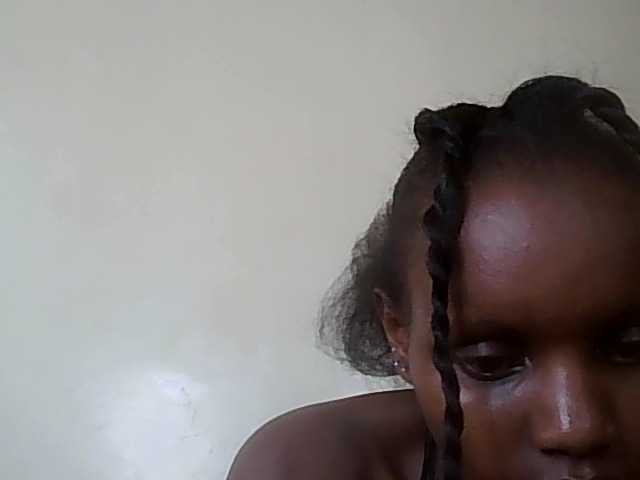 HornyZara live cam on BongaCams