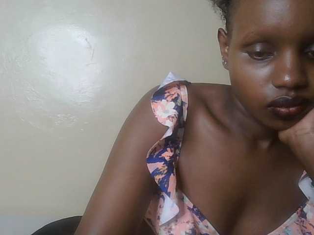 HornyZara live cam on BongaCams